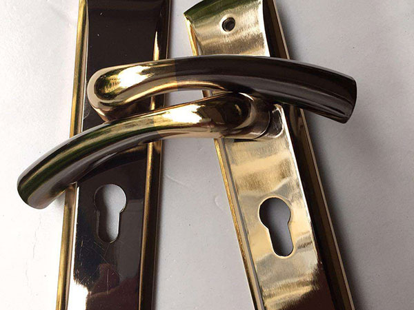 沈陽(yáng)防盜門開(kāi)鎖多少錢